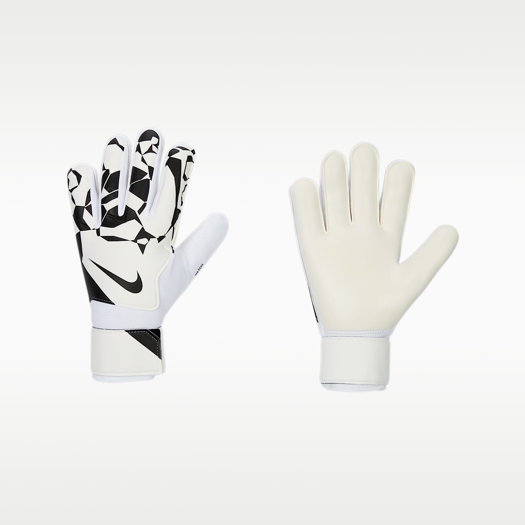 Nike Match Goalkeeper Football Gloves. Nike RO